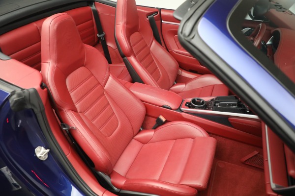 Used 2022 Porsche 911 Turbo S for sale $261,900 at Alfa Romeo of Westport in Westport CT 06880 27