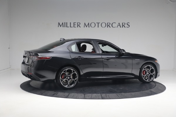 New 2024 Alfa Romeo Giulia Veloce for sale $55,350 at Alfa Romeo of Westport in Westport CT 06880 13
