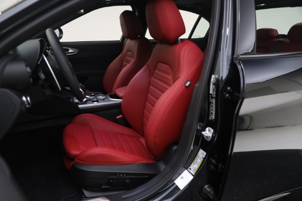 New 2024 Alfa Romeo Giulia Veloce for sale $55,350 at Alfa Romeo of Westport in Westport CT 06880 23