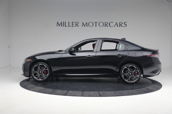 New 2024 Alfa Romeo Giulia Veloce for sale $55,350 at Alfa Romeo of Westport in Westport CT 06880 5