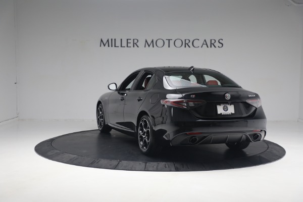New 2024 Alfa Romeo Giulia Veloce for sale $55,350 at Alfa Romeo of Westport in Westport CT 06880 8