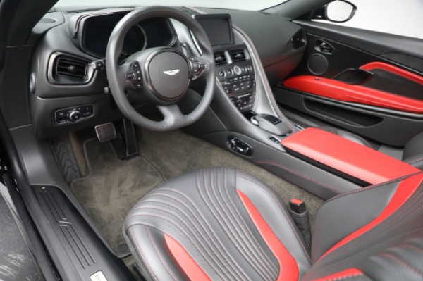 Used 2020 Aston Martin DB11 Volante for sale $147,900 at Alfa Romeo of Westport in Westport CT 06880 19