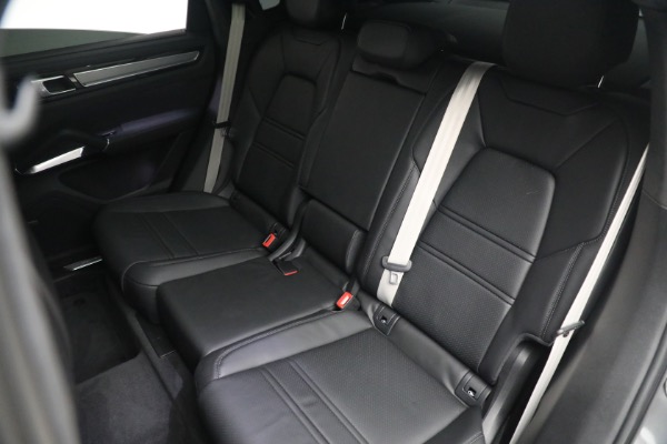 Used 2023 Porsche Cayenne Turbo Coupe for sale $149,900 at Alfa Romeo of Westport in Westport CT 06880 24