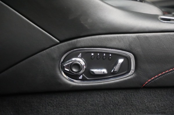 Used 2019 Aston Martin DB11 Volante for sale $129,900 at Alfa Romeo of Westport in Westport CT 06880 24