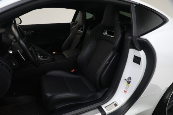 Used 2018 Jaguar F-TYPE R for sale Call for price at Alfa Romeo of Westport in Westport CT 06880 23