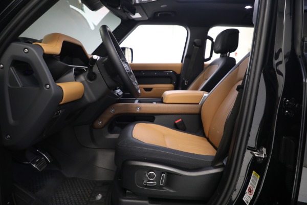 Used 2023 Land Rover Defender 130 X for sale $99,900 at Alfa Romeo of Westport in Westport CT 06880 17