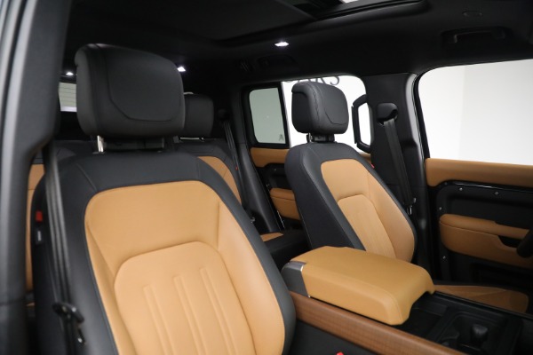 Used 2023 Land Rover Defender 130 X for sale $99,900 at Alfa Romeo of Westport in Westport CT 06880 24