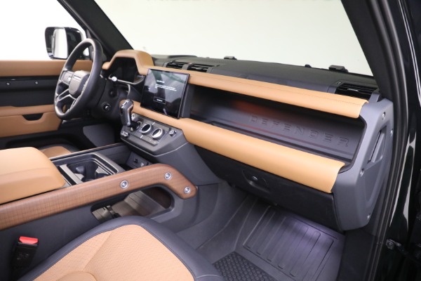 Used 2023 Land Rover Defender 130 X for sale $99,900 at Alfa Romeo of Westport in Westport CT 06880 26