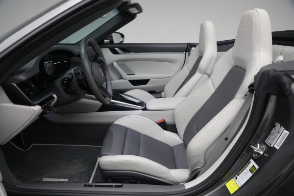 Used 2021 Porsche 911 Carrera S for sale $159,900 at Alfa Romeo of Westport in Westport CT 06880 20