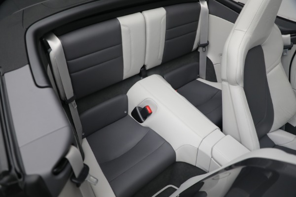 Used 2021 Porsche 911 Carrera S for sale $159,900 at Alfa Romeo of Westport in Westport CT 06880 27