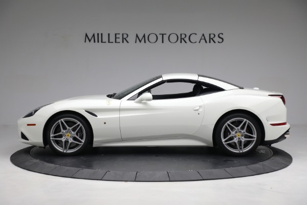 Used 2017 Ferrari California T for sale $151,900 at Alfa Romeo of Westport in Westport CT 06880 14