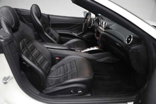 Used 2017 Ferrari California T for sale $151,900 at Alfa Romeo of Westport in Westport CT 06880 23
