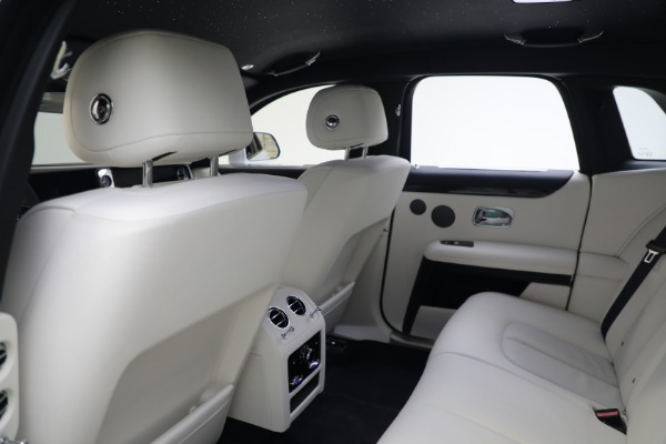 Used 2022 Rolls-Royce Ghost for sale $299,900 at Alfa Romeo of Westport in Westport CT 06880 19