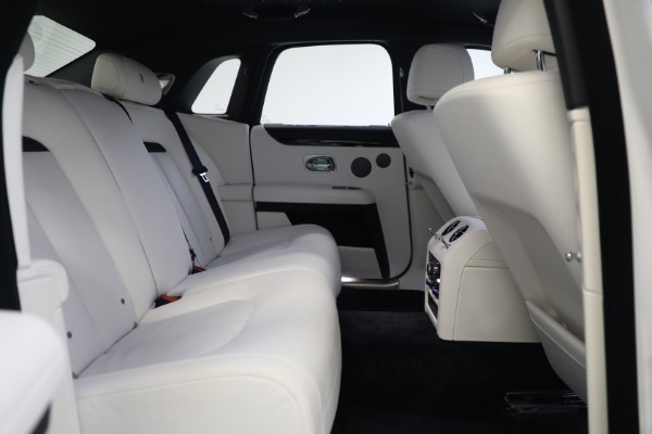 Used 2022 Rolls-Royce Ghost for sale $299,900 at Alfa Romeo of Westport in Westport CT 06880 25