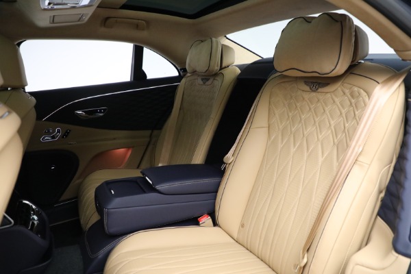 New 2024 Bentley Flying Spur Hybrid Azure for sale $289,115 at Alfa Romeo of Westport in Westport CT 06880 21