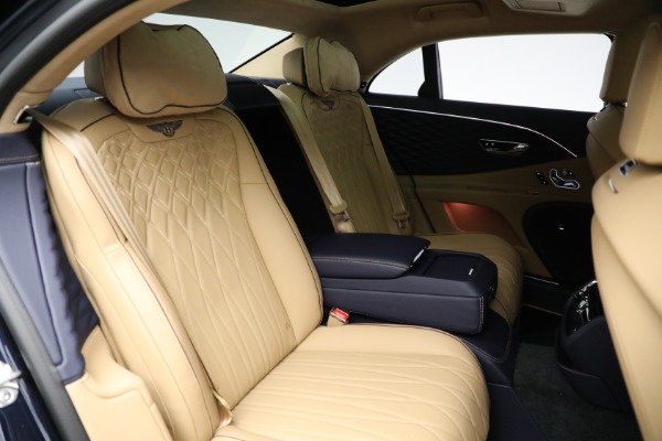 New 2024 Bentley Flying Spur Hybrid Azure for sale $289,115 at Alfa Romeo of Westport in Westport CT 06880 26