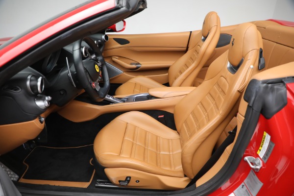 Used 2019 Ferrari Portofino for sale $221,900 at Alfa Romeo of Westport in Westport CT 06880 20
