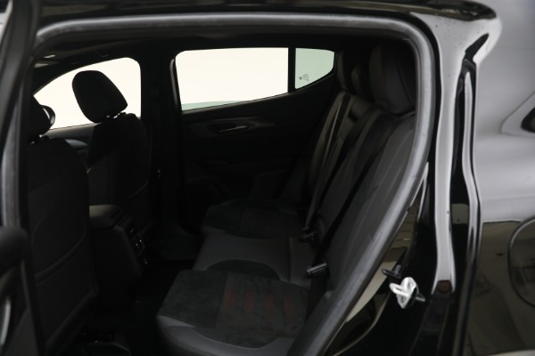 New 2024 Alfa Romeo Tonale Veloce for sale $54,790 at Alfa Romeo of Westport in Westport CT 06880 26