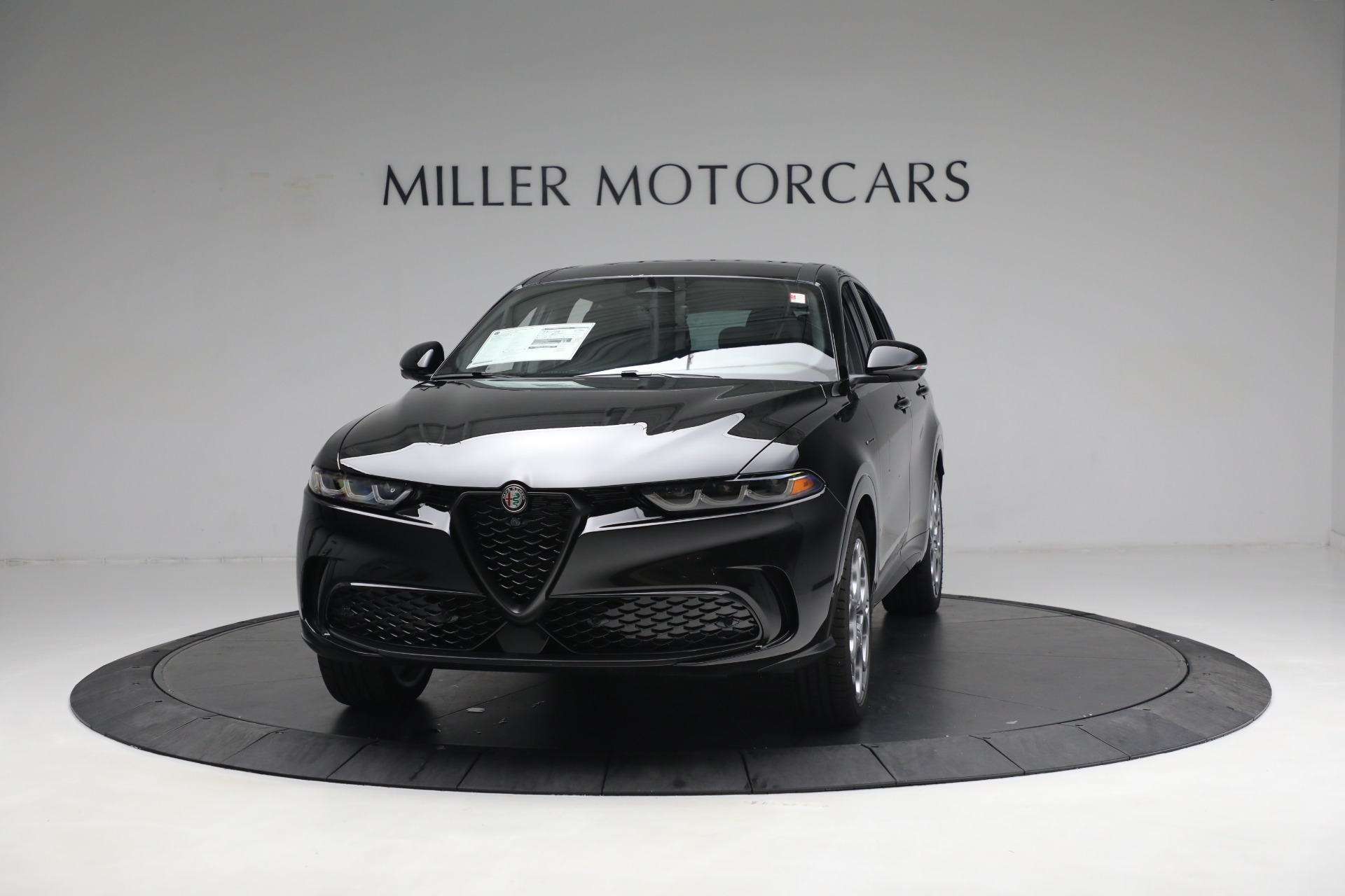 New 2024 Alfa Romeo Tonale Veloce for sale $54,790 at Alfa Romeo of Westport in Westport CT 06880 1
