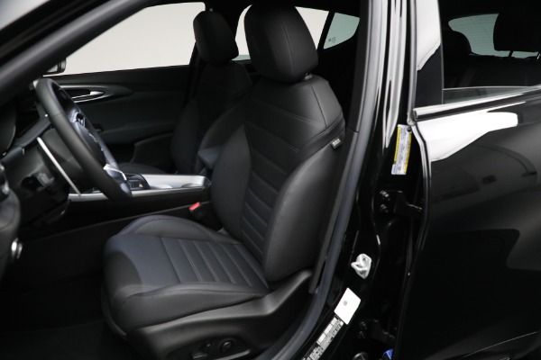 Used 2024 Alfa Romeo Tonale Veloce for sale Call for price at Alfa Romeo of Westport in Westport CT 06880 16