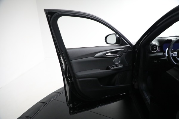 Used 2024 Alfa Romeo Tonale Veloce for sale Call for price at Alfa Romeo of Westport in Westport CT 06880 17