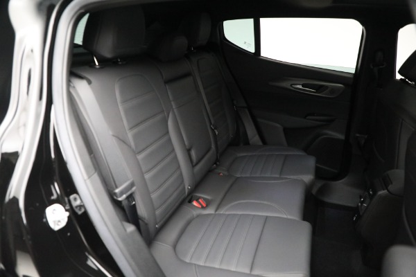 Used 2024 Alfa Romeo Tonale Veloce for sale Call for price at Alfa Romeo of Westport in Westport CT 06880 22