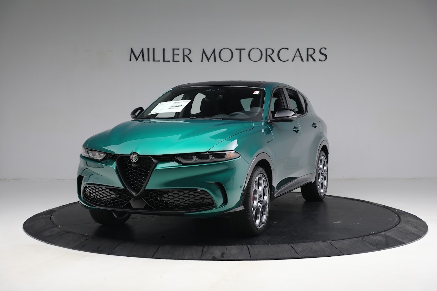 New 2024 Alfa Romeo Tonale Veloce for sale $59,340 at Alfa Romeo of Westport in Westport CT 06880 1