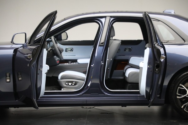 New 2024 Rolls-Royce Black Badge Ghost for sale $458,375 at Alfa Romeo of Westport in Westport CT 06880 9