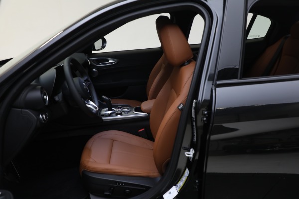 New 2024 Alfa Romeo Giulia Ti for sale $54,845 at Alfa Romeo of Westport in Westport CT 06880 23