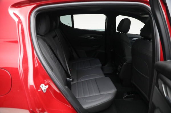 New 2024 Alfa Romeo Tonale Veloce for sale Sold at Alfa Romeo of Westport in Westport CT 06880 25