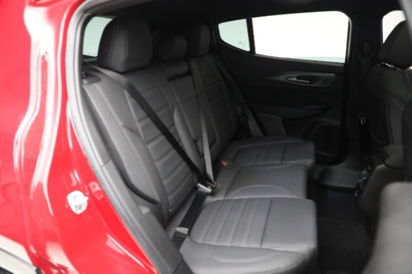 New 2024 Alfa Romeo Tonale Veloce for sale Sold at Alfa Romeo of Westport in Westport CT 06880 27