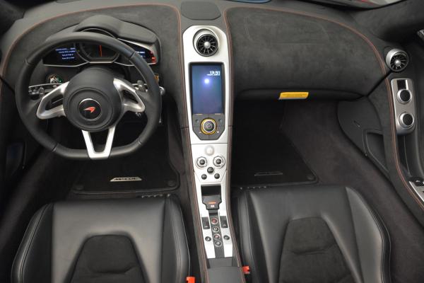 Used 2013 McLaren 12C Spider for sale Sold at Alfa Romeo of Westport in Westport CT 06880 24