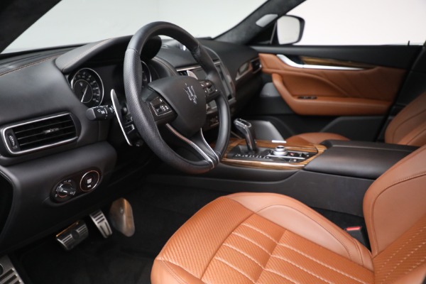 Used 2022 Maserati Levante Modena for sale $73,900 at Alfa Romeo of Westport in Westport CT 06880 13