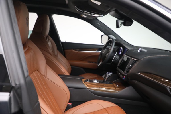 Used 2022 Maserati Levante Modena for sale $73,900 at Alfa Romeo of Westport in Westport CT 06880 14