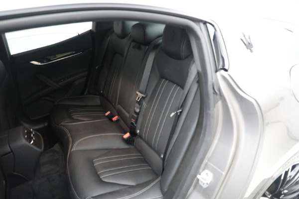 Used 2022 Maserati Ghibli Modena Q4 for sale $59,900 at Alfa Romeo of Westport in Westport CT 06880 26