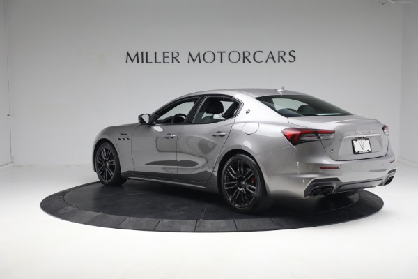 Used 2022 Maserati Ghibli Modena Q4 for sale $59,900 at Alfa Romeo of Westport in Westport CT 06880 7