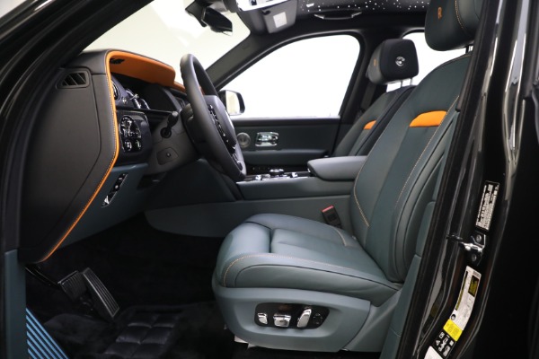 Used 2024 Rolls-Royce Black Badge Cullinan for sale Sold at Alfa Romeo of Westport in Westport CT 06880 17