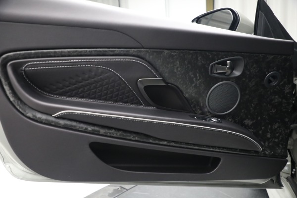 Used 2022 Aston Martin DBS Superleggera for sale $289,900 at Alfa Romeo of Westport in Westport CT 06880 16