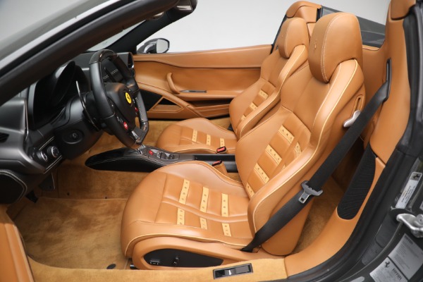 Used 2014 Ferrari 458 Spider for sale $299,900 at Alfa Romeo of Westport in Westport CT 06880 20