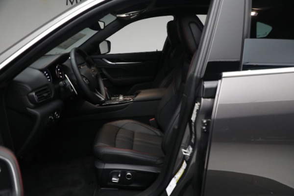 New 2024 Maserati Levante GT for sale $103,495 at Alfa Romeo of Westport in Westport CT 06880 21