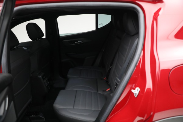 New 2024 Alfa Romeo Tonale Veloce for sale $52,790 at Alfa Romeo of Westport in Westport CT 06880 26