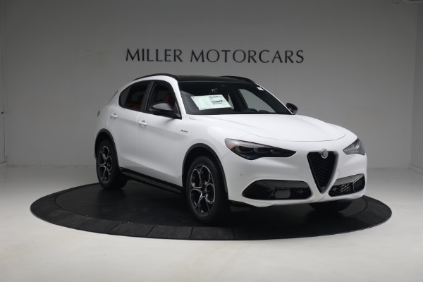 New 2024 Alfa Romeo Stelvio Ti for sale $56,696 at Alfa Romeo of Westport in Westport CT 06880 18