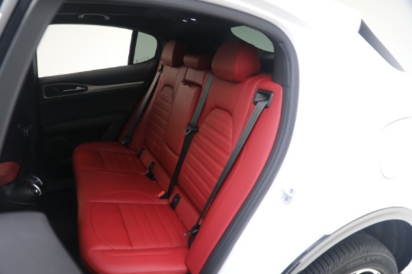 New 2024 Alfa Romeo Stelvio Ti for sale $56,696 at Alfa Romeo of Westport in Westport CT 06880 27