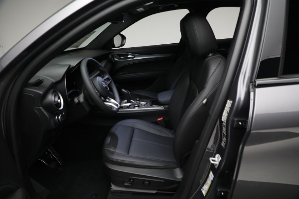 New 2024 Alfa Romeo Stelvio Ti for sale $53,330 at Alfa Romeo of Westport in Westport CT 06880 22