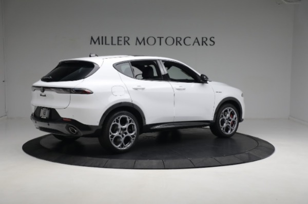 New 2024 Alfa Romeo Tonale Veloce for sale $55,290 at Alfa Romeo of Westport in Westport CT 06880 10