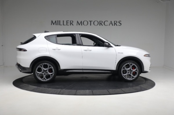 New 2024 Alfa Romeo Tonale Veloce for sale $55,290 at Alfa Romeo of Westport in Westport CT 06880 12