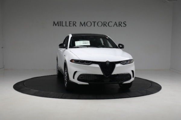 New 2024 Alfa Romeo Tonale Veloce for sale $55,290 at Alfa Romeo of Westport in Westport CT 06880 17