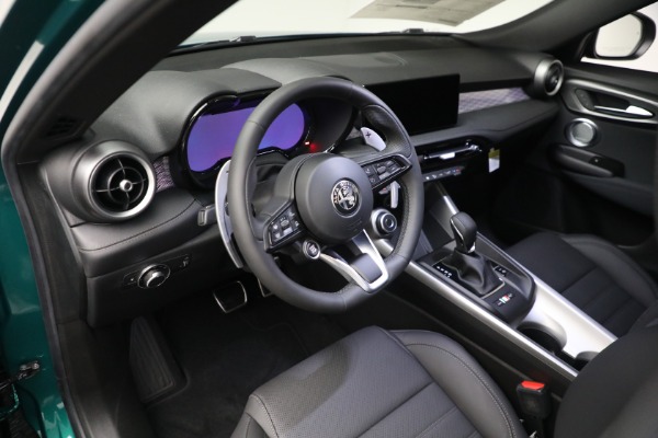 New 2024 Alfa Romeo Tonale Veloce for sale Sold at Alfa Romeo of Westport in Westport CT 06880 17