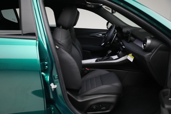 New 2024 Alfa Romeo Tonale Veloce for sale Sold at Alfa Romeo of Westport in Westport CT 06880 19