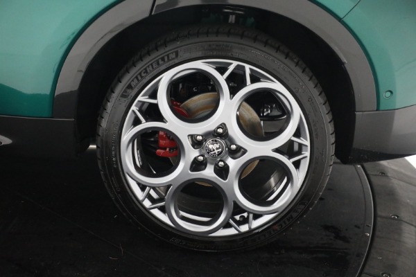 New 2024 Alfa Romeo Tonale Veloce for sale Sold at Alfa Romeo of Westport in Westport CT 06880 28